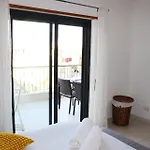 Apartment With Terrace Albufeira Olhos De Agua Daire