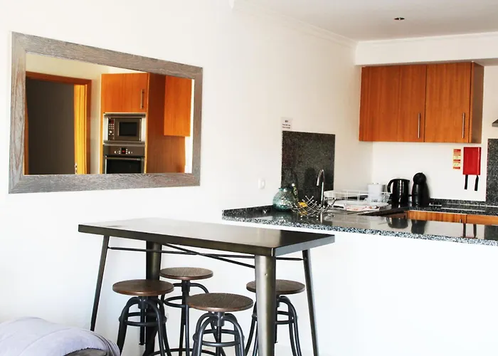 With Terrace Olhos De Agua Apartment