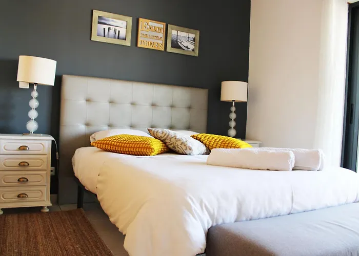 Apartment With Terrace Olhos De Agua *